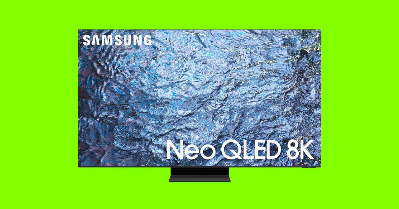Samsung QN900C Review: Awesome Looking, Awesomely Expensive